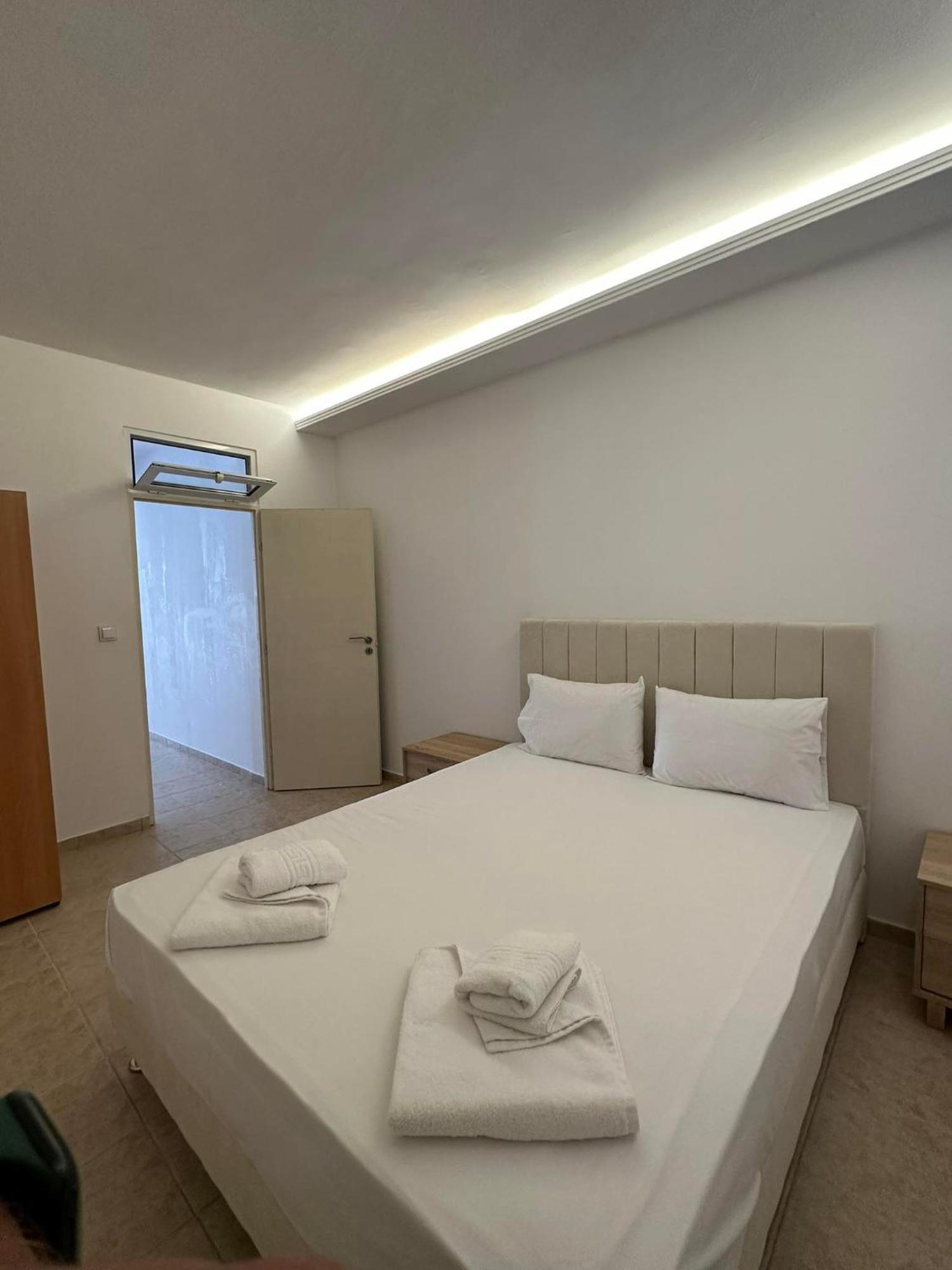 Hotel Azzurro Paleros Zewnętrze zdjęcie